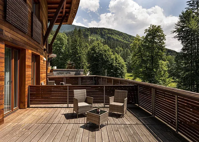 Horsky Hotel Lorkova Vila