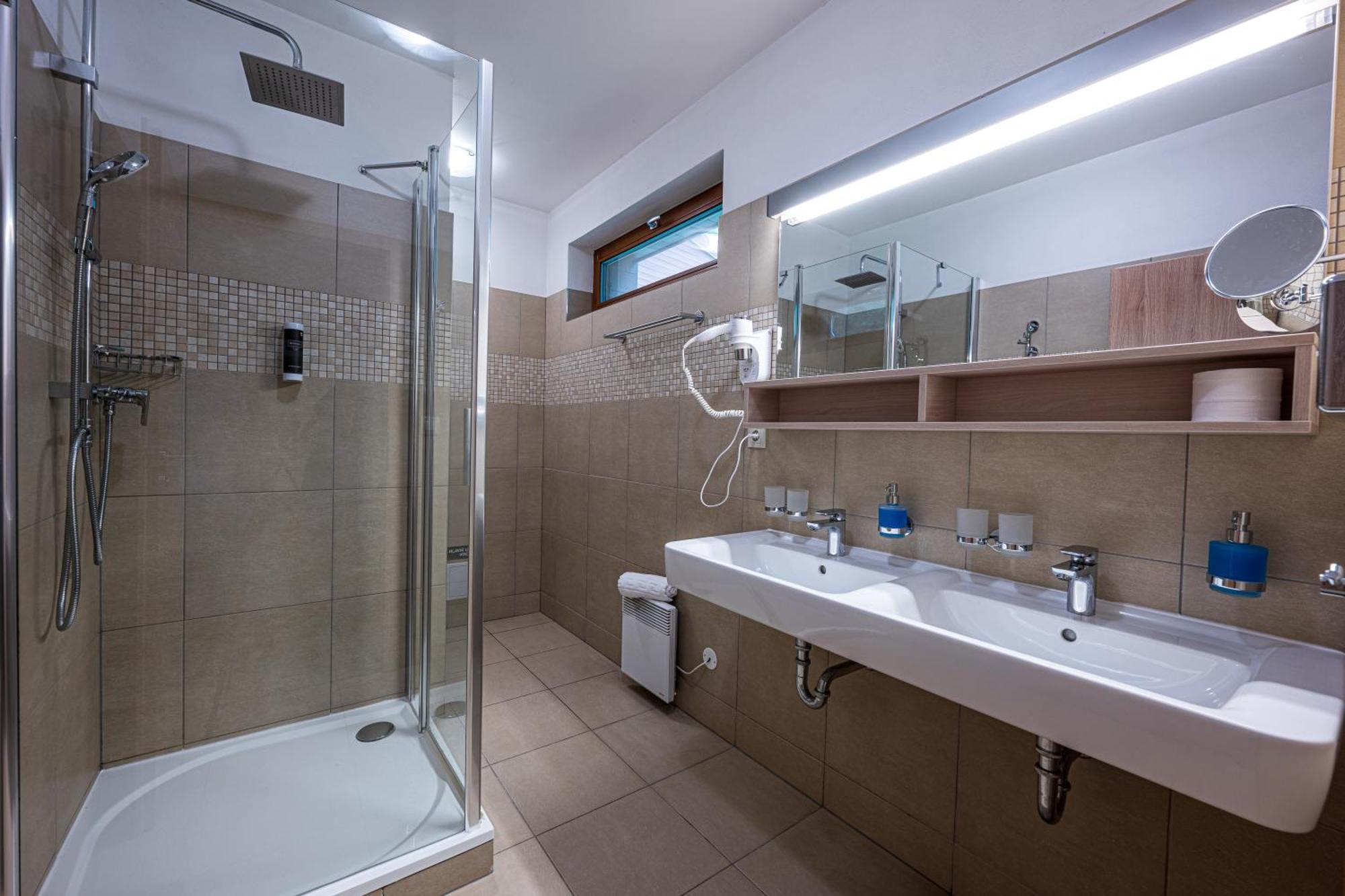 Horsky Lorkova 4* Celadna